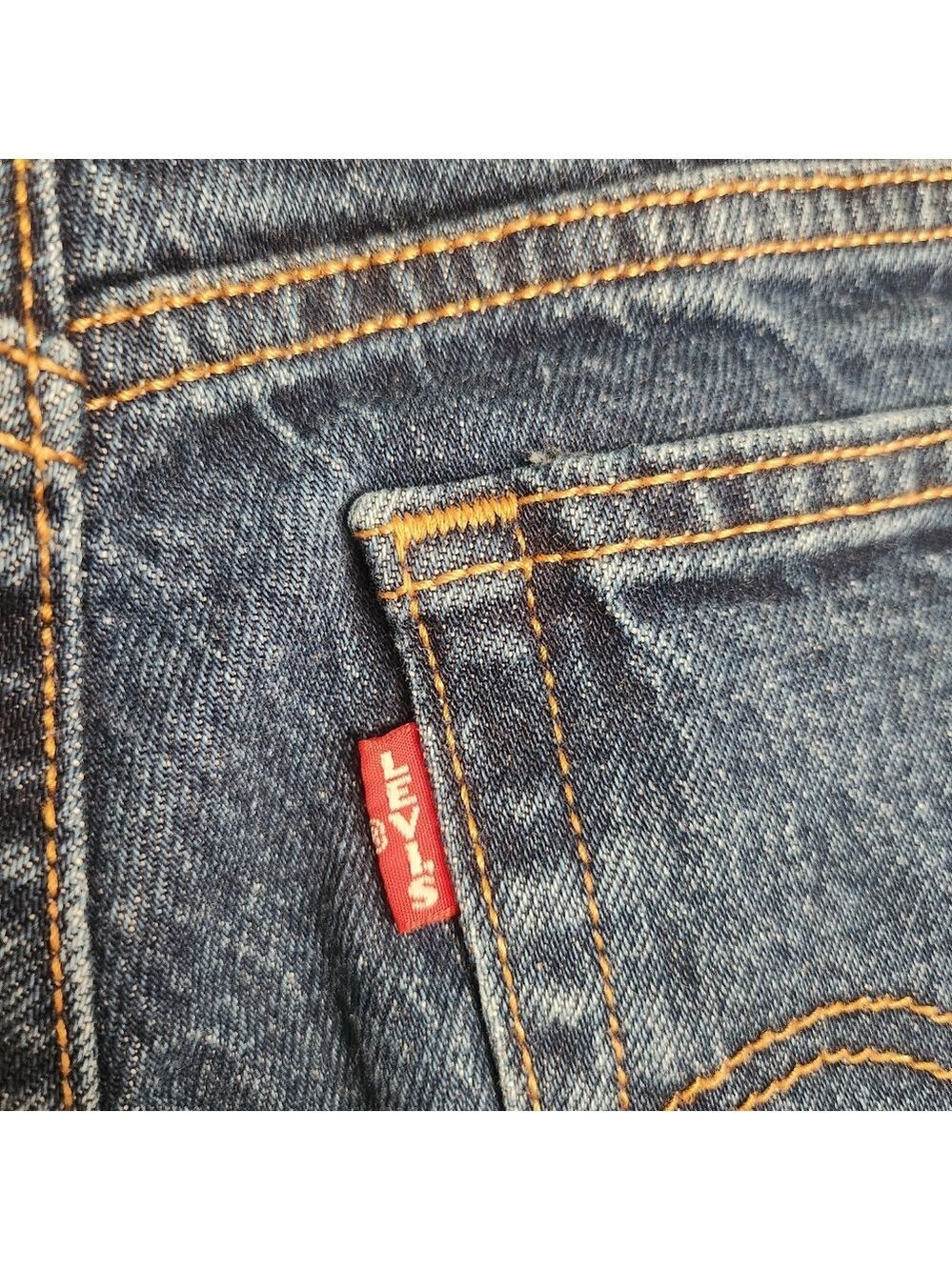LEVIS DARK WASH HIGH RISE WEDGIE JEAN SIZE 31 LIKE NEW! - Picture 4 of 8
